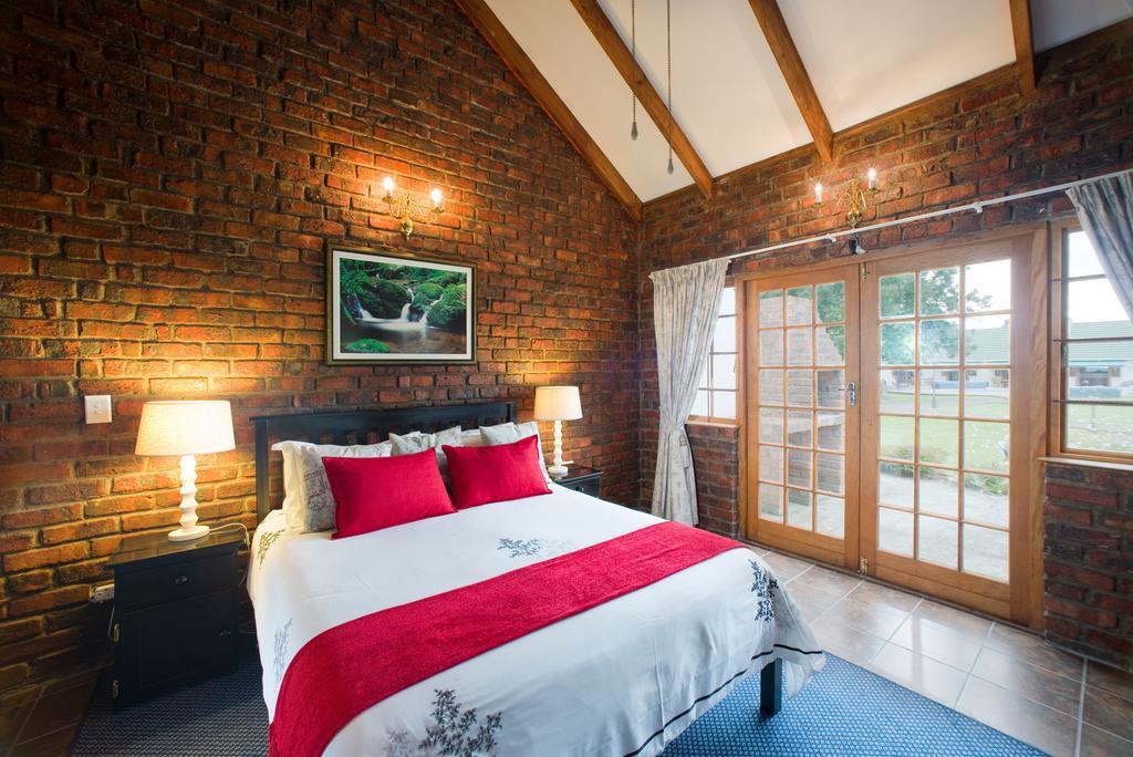 Swallows Nest Country Cottages Stormsrivier Extérieur photo
