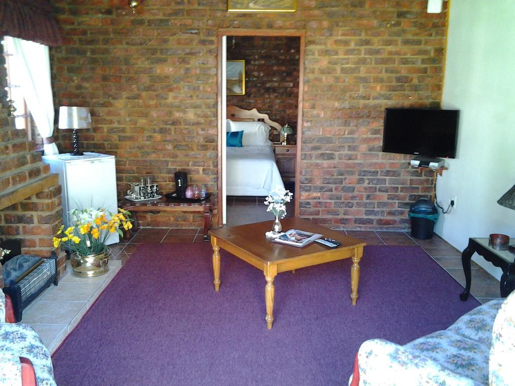 Swallows Nest Country Cottages Stormsrivier Extérieur photo